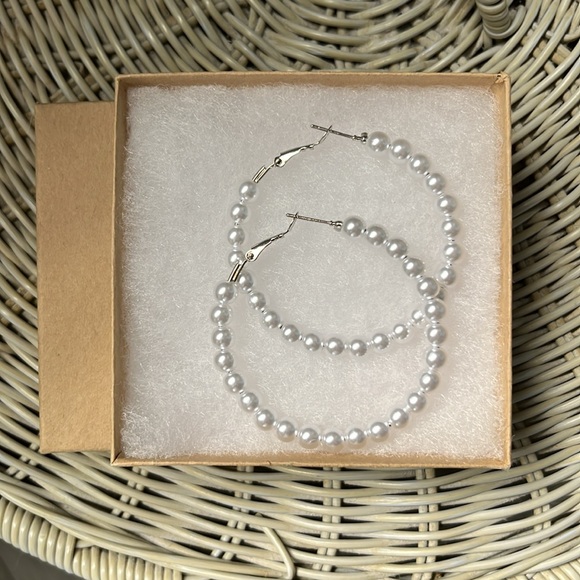 Large Pearl Hoop Earrings, NWT - Picture 4 of 4